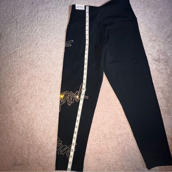 PINK Victoria’s Secret Black High Waist Yoga Leggings w/ Rhinestone Logo Size M - Picture 3 of 4